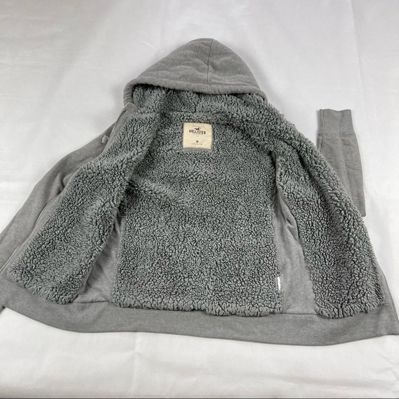 Hollister Women’s Sherpa-Lined Full Zip Hoodie size: Medium - Picture 7 of 13